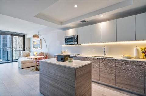 121 NE 34th St 2506A, Miami FL - photo 8 of 33