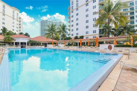 19900 E Country Club Dr 620, Aventura FL - photo 21 of 22