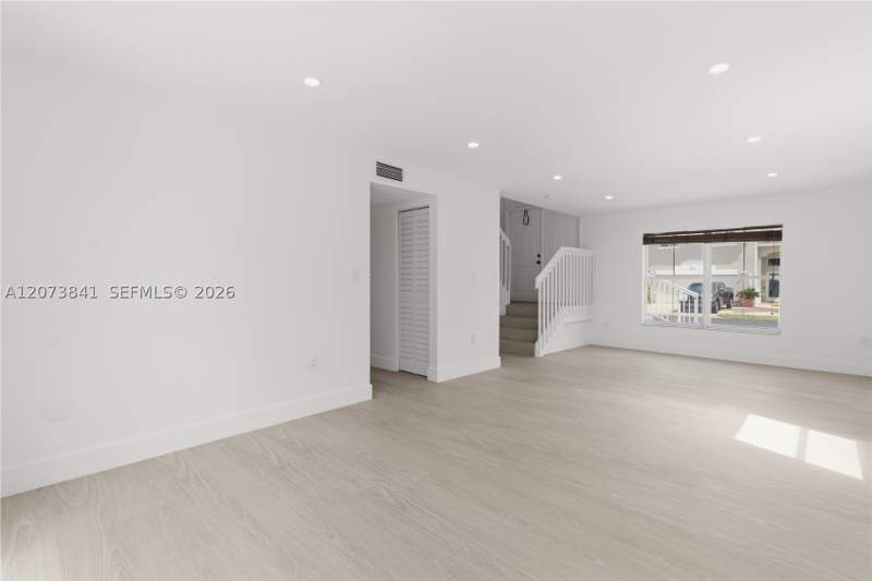 4 bedroom SingleFamilyResidence at 12072 SW 249th St, Biscayne Point South, Homestead — photo 5