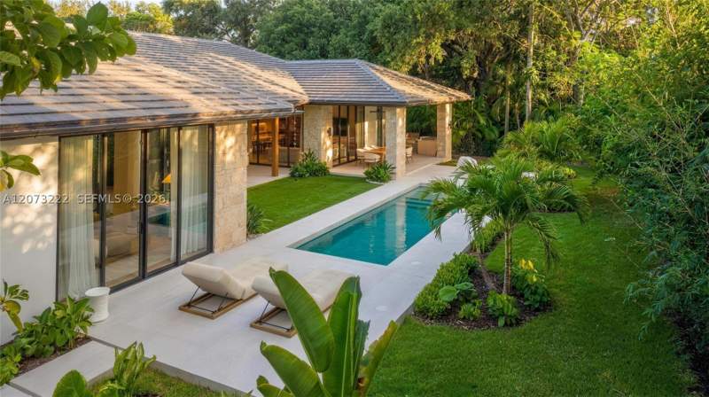 5 bedroom SingleFamilyResidence at 7840 SW 98th St, Kendal Pines, Miami — photo 3