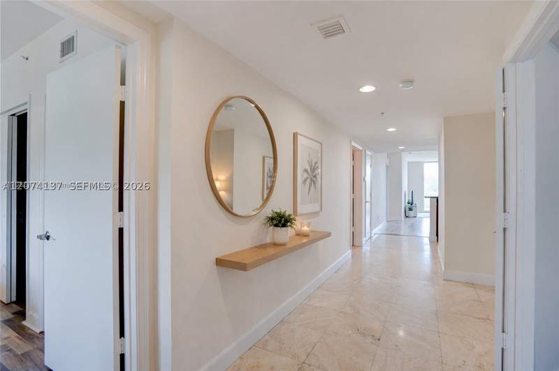 3 bedroom Condominium at 15051 Royal Oaks Ln 503, The Oaks I Condo, North Miami — photo 5