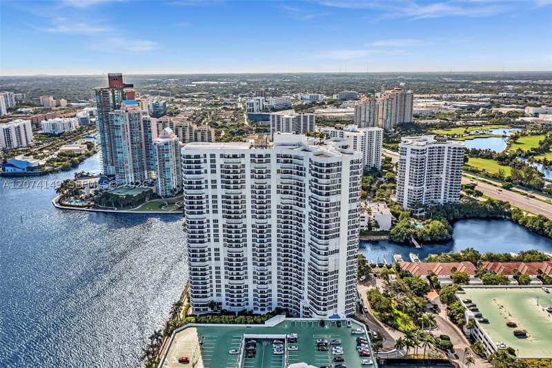 2 bedroom Condominium at 3530 Mystic Pointe Dr 411, Mystic Pointe Tower 500 C, Aventura — photo 4