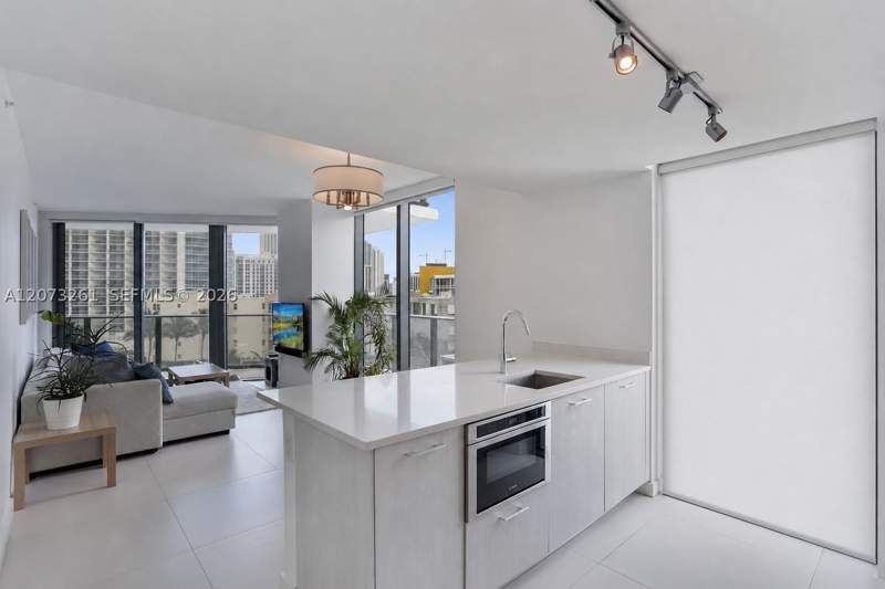 2 bedroom Condominium at 501 NE 31st St 708, Paraiso Bayviews Condo, Miami — photo 3