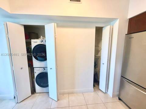 20000 E Country Club Dr 612, Aventura FL - photo 12 of 32