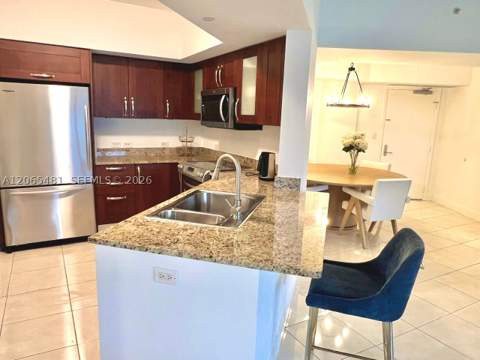 20000 E Country Club Dr 612, Aventura FL - photo 9 of 32