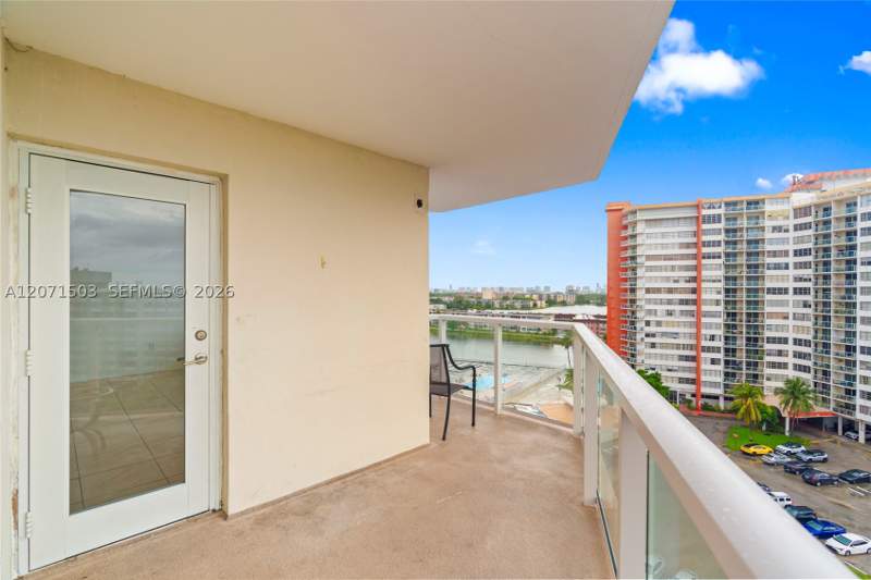 2 bedroom Condominium at 1301 NE Miami Gardens Dr 1025W, BUCKLEY TOWERS CONDO - EA, Miami — photo 5