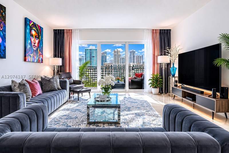 2 bedroom Condominium at 300 Bayview Dr 807, Arlen House Condo, Sunny Isles Beach — photo 2