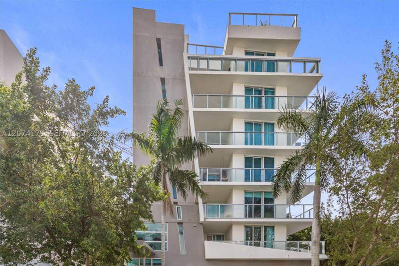 4 bedroom Condominium at 1150 101st St Ph702, One Bay Harbor Condo, Bay Harbor Islands — photo 2