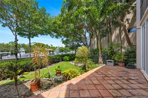 5996 Paradise Point Dr, Palmetto Bay FL - photo 22 of 33