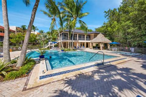 5996 Paradise Point Dr, Palmetto Bay FL - photo 23 of 33