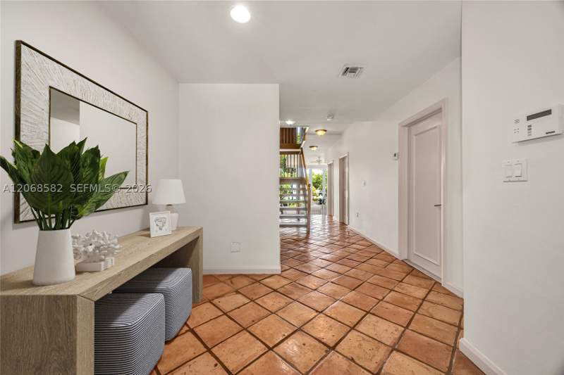 3 bedroom Townhouse at 5996 Paradise Point Dr, Royal Harbour Yacht Club, Palmetto Bay — photo 5