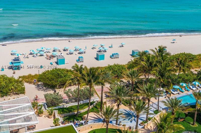 2 bedroom Condominium at 6801 Collins Ave 1206/1210, Central Carillon Beach Co, Miami Beach — photo 3