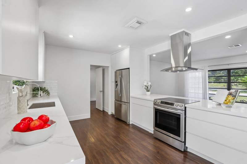 4 bedroom SingleFamilyResidence at 1040 NW 149th Street, Biscayne Lake View, Miami — photo 3