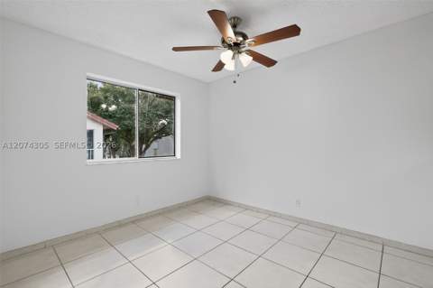 13856 SW 93rd Ln 13856, Miami FL - photo 15 of 37