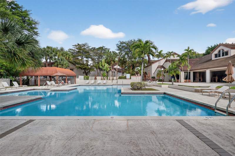 1 bedroom Condominium at 13856 SW 93rd Ln 13856, Parc Vista Condo, Miami — photo 2