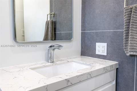 2903 N Miami Beach Blvd 1003, North Miami Beach FL - photo 19 of 36