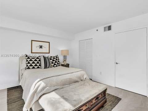 1621 Bay Rd 408, Miami Beach FL - photo 18 of 42
