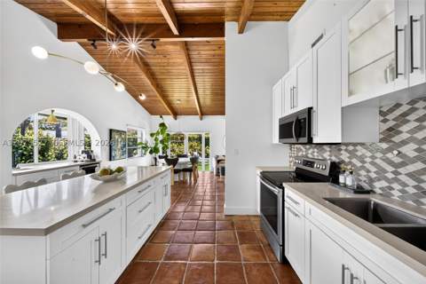 10315 SW 129th Ct, Miami FL - photo 14 of 47