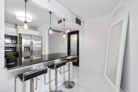 2301 collins ave 931, Miami Beach FL - photo 6 of 34