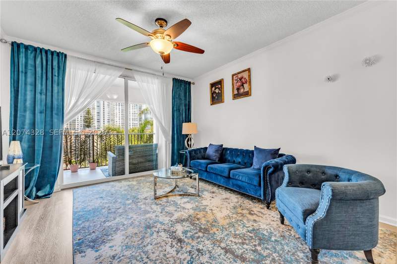 1 bedroom Condominium at 17145 N Bay Rd 4501, Porto Bellagio Condo, Sunny Isles Beach — photo 3
