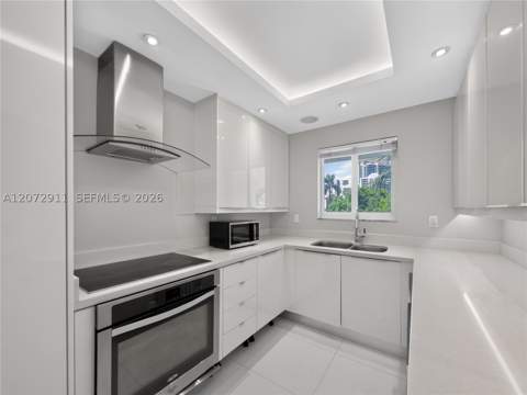10190 Collins Ave 204, Bal Harbour FL - photo 9 of 21