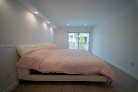 405 N Hibiscus Dr 202, Miami Beach FL - photo 10 of 27