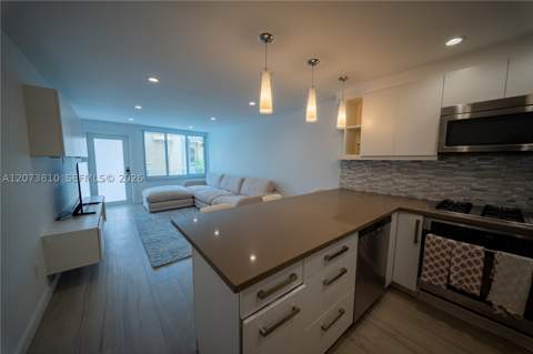 405 N Hibiscus Dr 202, Miami Beach FL - photo 11 of 27