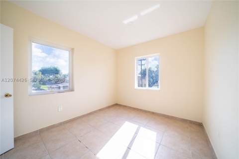 414 NW 84th Ter 414, Miami FL - photo 16 of 30