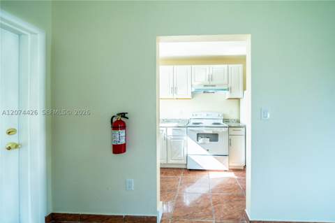 414 NW 84th Ter 414, Miami FL - photo 7 of 30