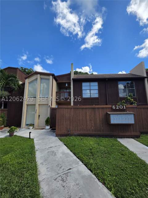 6201 SW 116th Pl D, Miami FL - photo 11 of 49