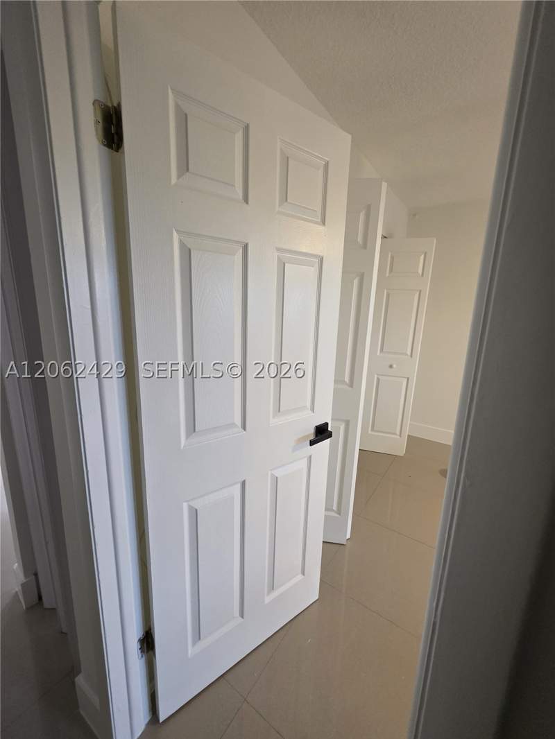 2 bedroom Condominium at 6201 SW 116th Pl D, Snapper Village Condo Pha, Miami — photo 2