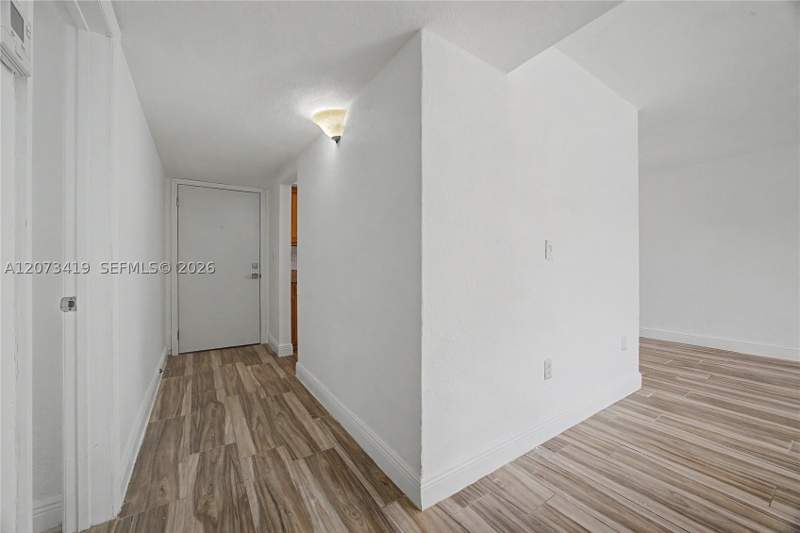 2 bedroom Condominium at 8475 SW 94th St 224E, Gallowood Condo, Miami — photo 3