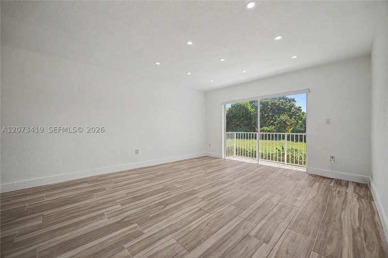 2 bedroom Condominium at 8475 SW 94th St 224E, Gallowood Condo, Miami — photo 4