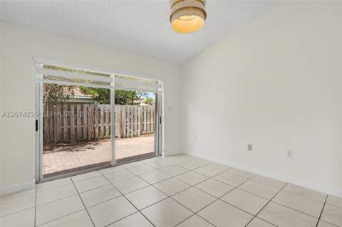 5118 NW 115th Ct, Doral FL - photo 18 of 37