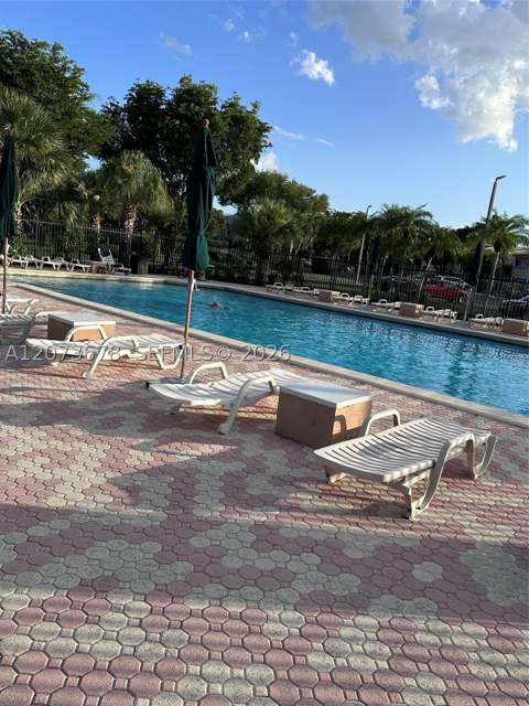 14359 Kendale Lakes Cir, Miami FL - photo 10 of 18