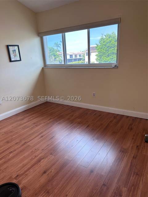 14359 Kendale Lakes Cir, Miami FL - photo 15 of 18