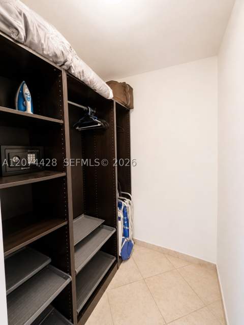 19701 E Country Club Dr 5605, Aventura FL - photo 20 of 37