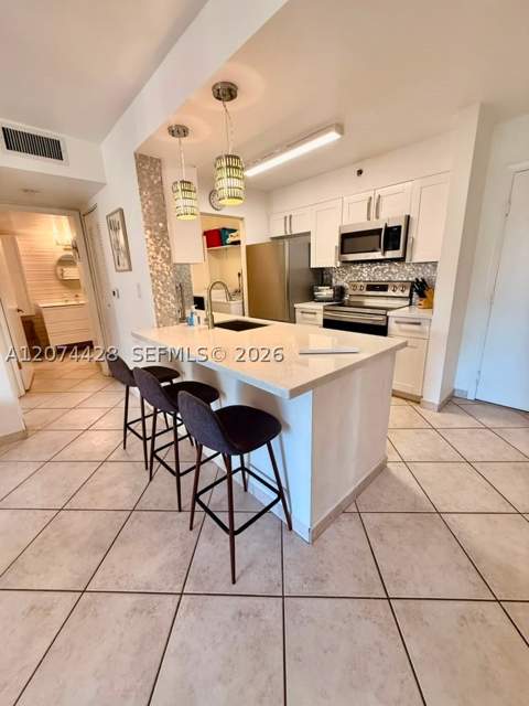 19701 E Country Club Dr 5605, Aventura FL - photo 7 of 37