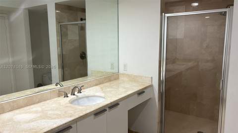 14951 Royal Oaks Ln 702, North Miami FL - photo 10 of 17