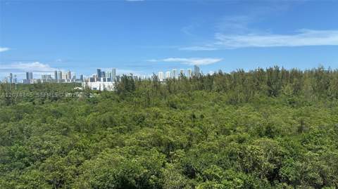14951 Royal Oaks Ln 702, North Miami FL - photo 15 of 17