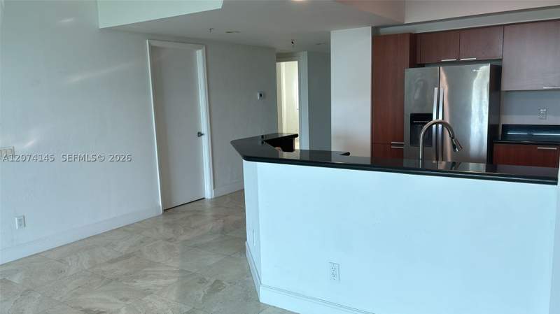 3 bedroom Condominium at 14951 Royal Oaks Ln 702, The Oaks I Condo, North Miami — photo 5