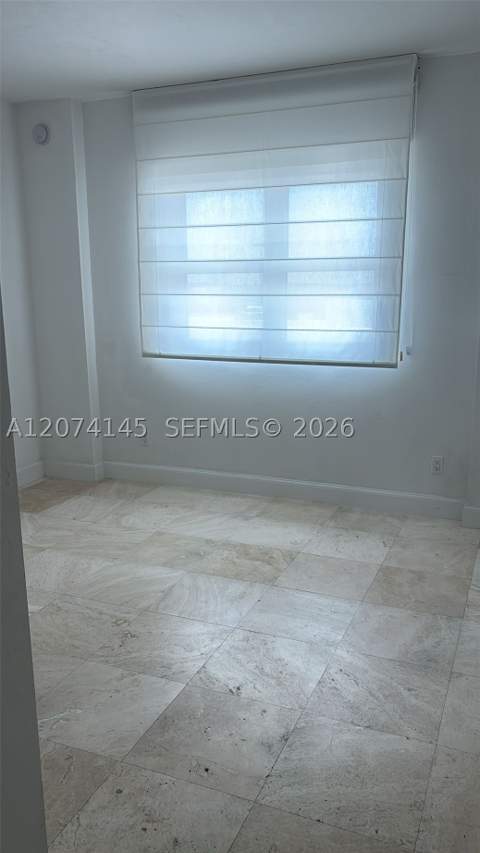 14951 Royal Oaks Ln 702, North Miami FL - photo 8 of 17