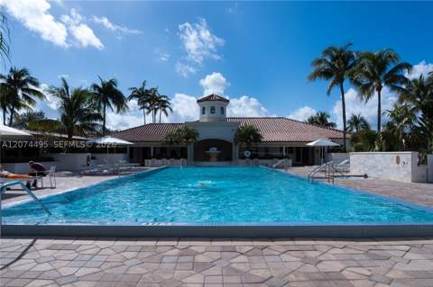 20000 E Country Club Dr 307, Aventura FL - photo 15 of 16
