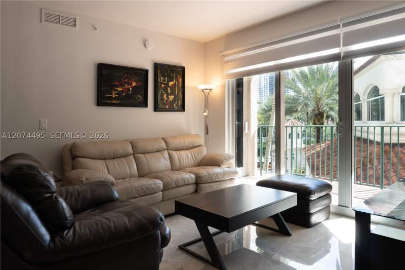 2 bedroom Condominium at 20000 E Country Club Dr 307, Turnberry Vlg No Tower Co, Aventura — photo 4