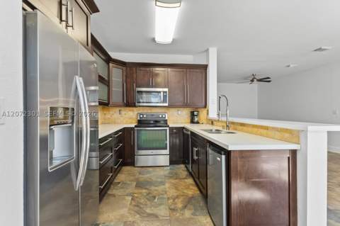 7809 NW 114th Path, Doral FL - photo 11 of 37