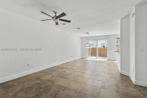 7809 NW 114th Path, Doral FL - photo 7 of 37
