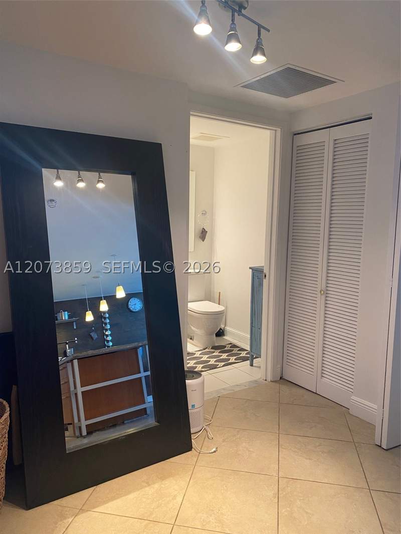 1 bedroom Condominium at 185 SW 7th St 1607, Latitude On The River Con, Miami — photo 3
