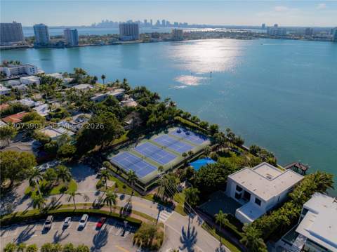 265 Fairway Dr, Miami Beach FL - photo 8 of 40