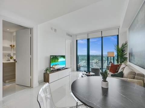 121 NE 34th Street 1210, Miami FL - photo 11 of 31