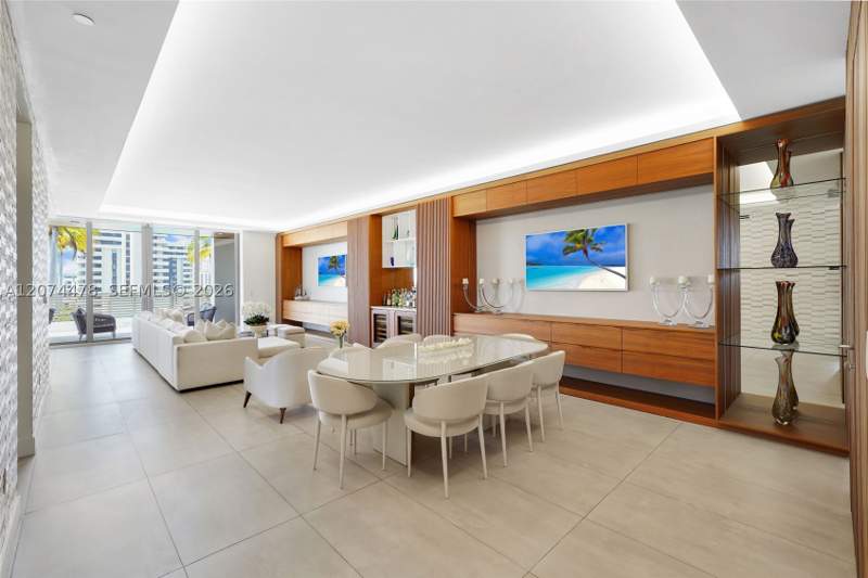 3 bedroom Condominium at 515 Valencia Ave 601, Coral Gables Biltmore Sec, Coral Gables — photo 3
